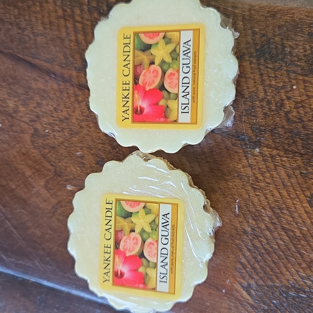 2 Yankee Candle Tarts ISLAND GUAVA NEW 0.8 oz each